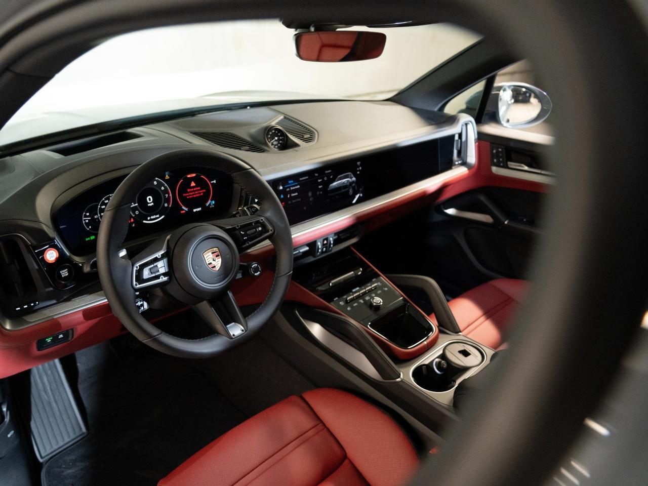 2026 Porsche Cayenne Pompano Beach FL