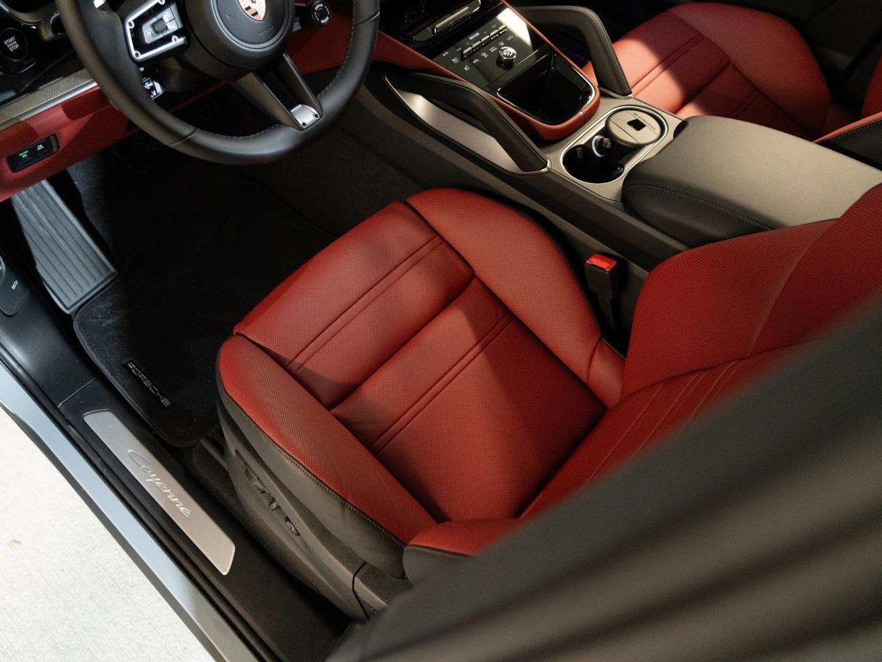 2026 Porsche Cayenne Pompano Beach FL