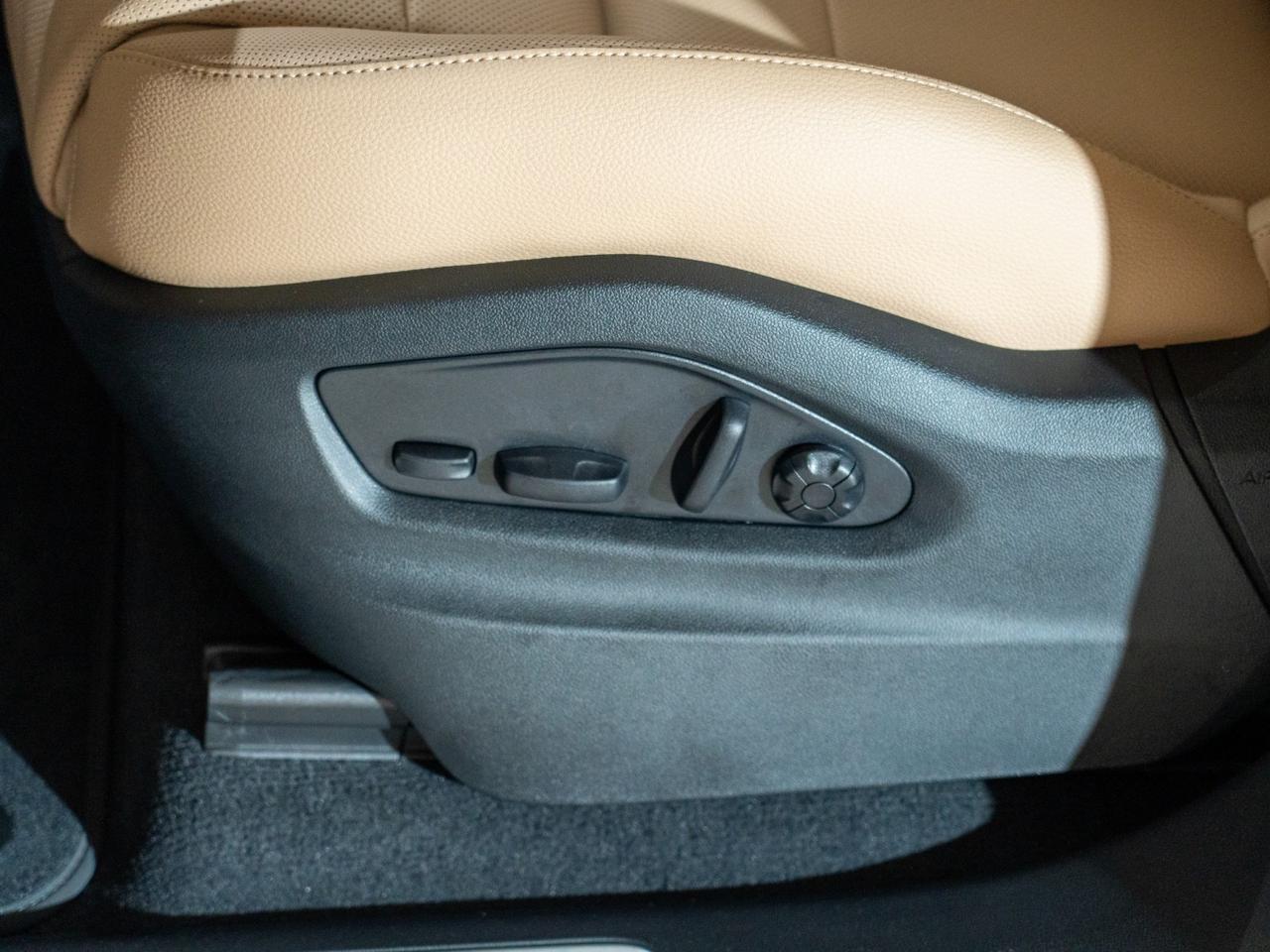 2026 Porsche Cayenne Pompano Beach FL