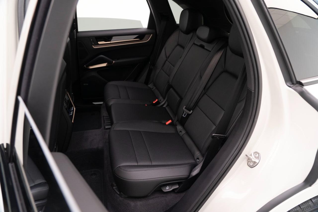 2026 Porsche Cayenne Pompano Beach FL