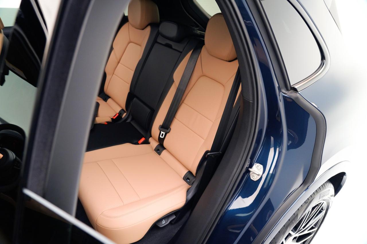 2026 Porsche Cayenne Pompano Beach FL