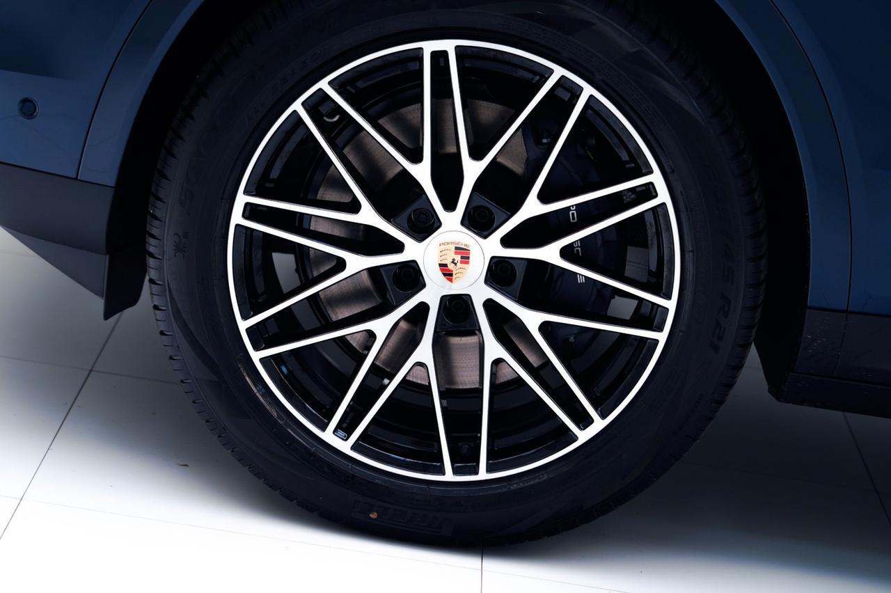 2026 Porsche Cayenne Pompano Beach FL