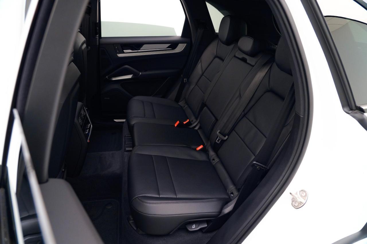 2026 Porsche Cayenne Pompano Beach FL
