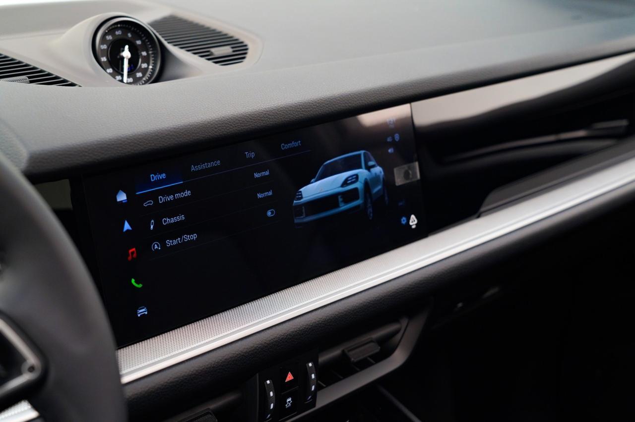 2026 Porsche Cayenne Pompano Beach FL