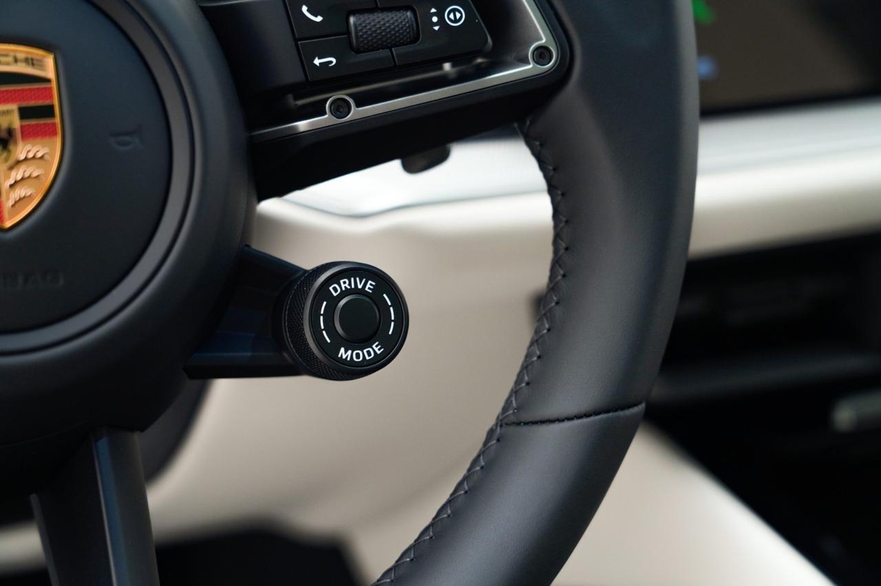 2026 Porsche Cayenne Pompano Beach FL