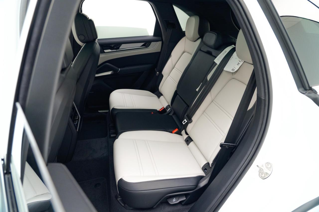 2026 Porsche Cayenne Pompano Beach FL