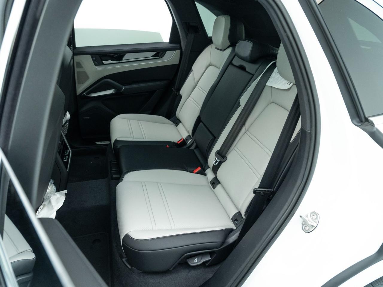 2026 Porsche Cayenne Pompano Beach FL