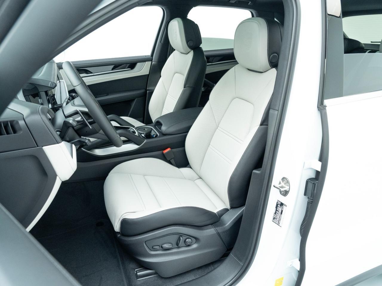 2026 Porsche Cayenne Pompano Beach FL