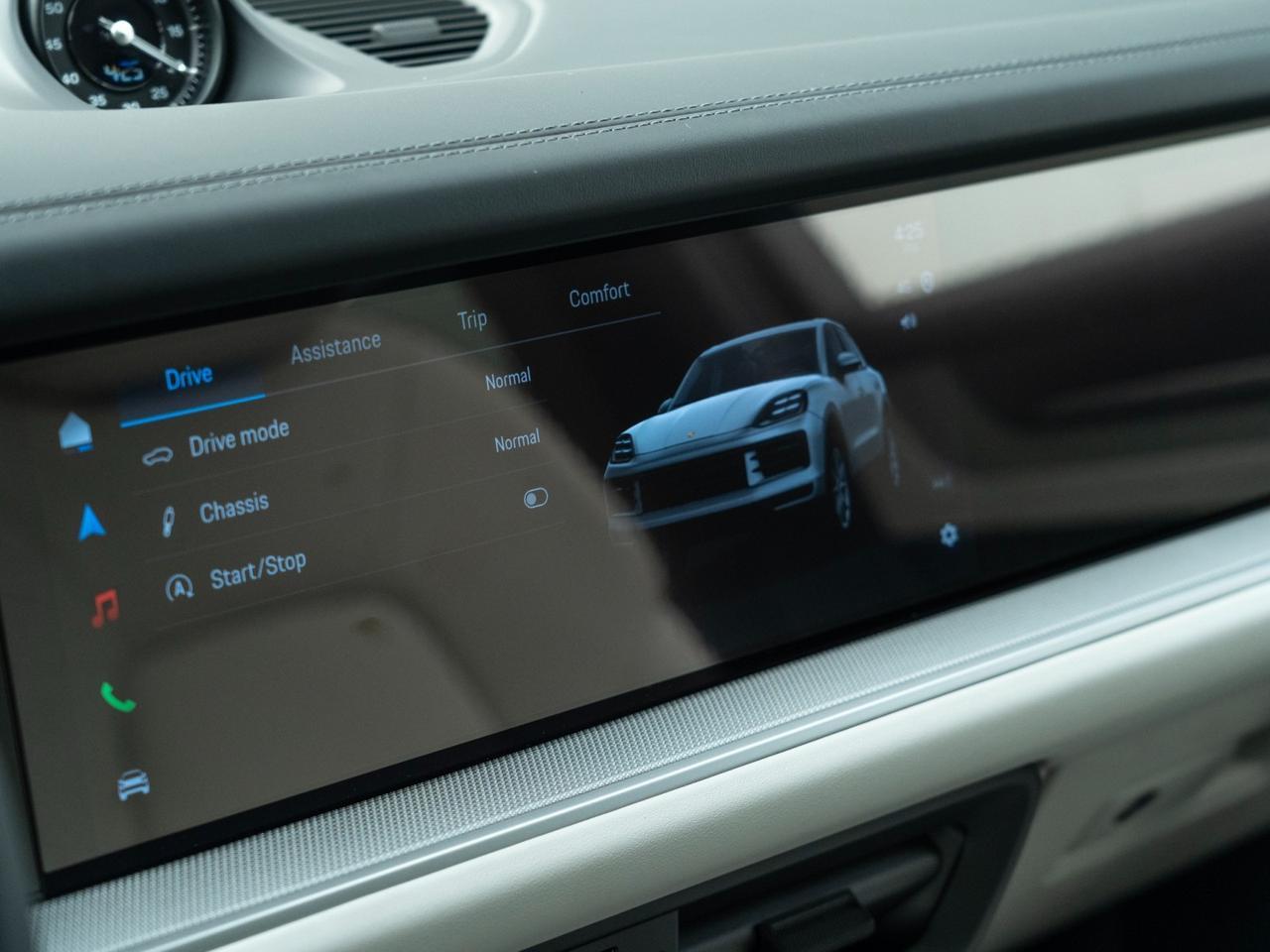 2026 Porsche Cayenne Pompano Beach FL