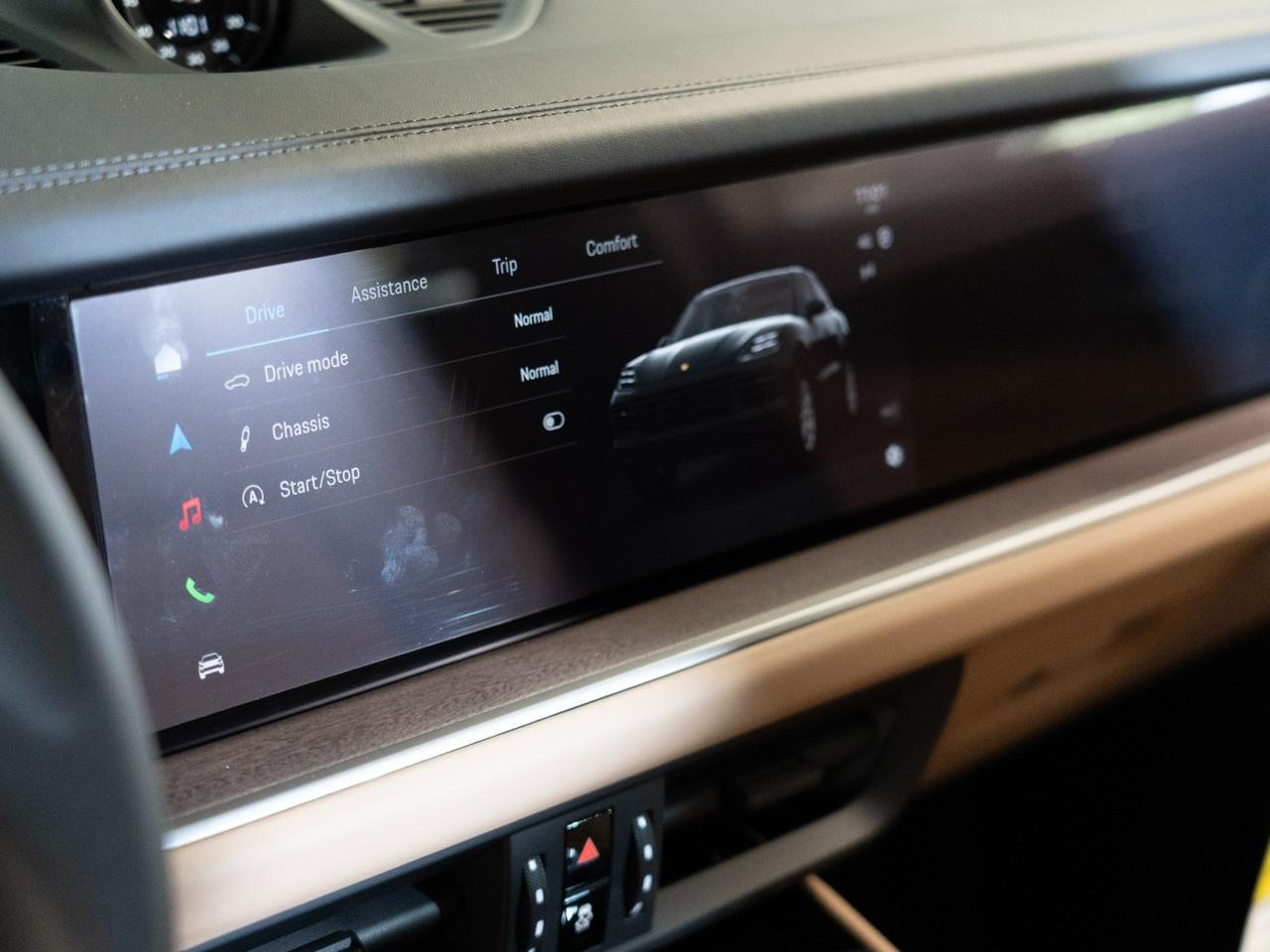 2026 Porsche Cayenne Pompano Beach FL