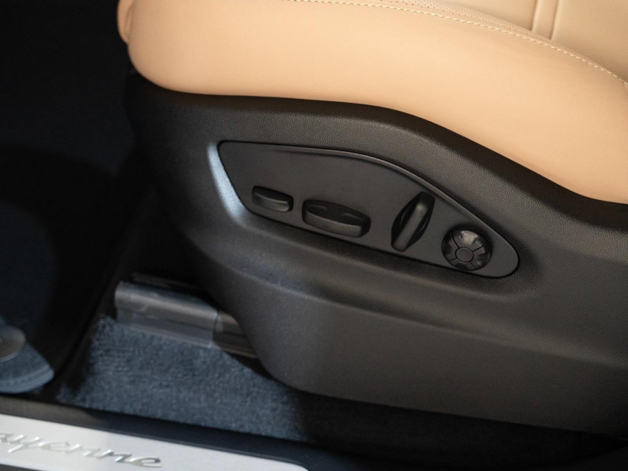 2026 Porsche Cayenne Pompano Beach FL