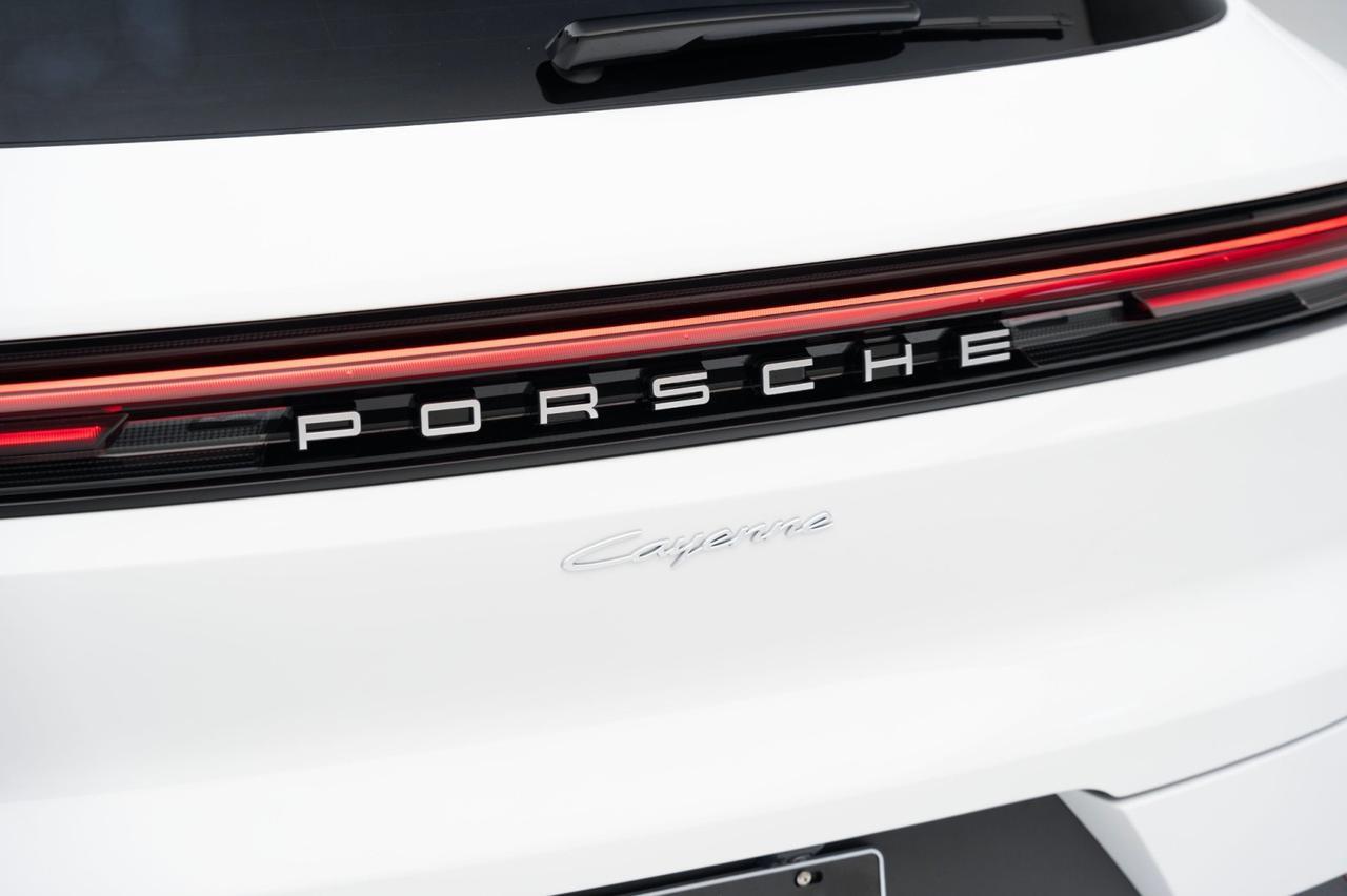 2026 Porsche Cayenne Pompano Beach FL