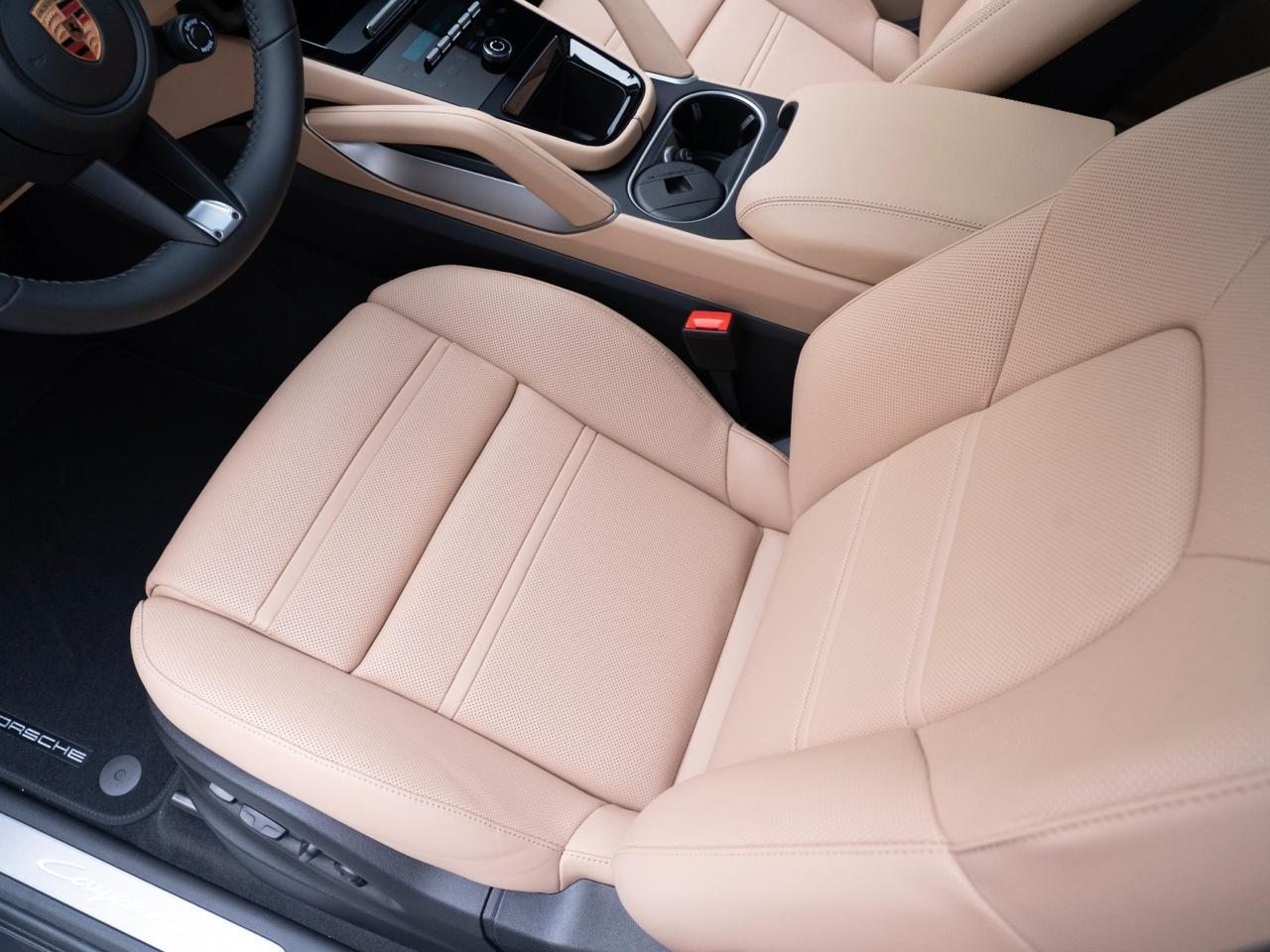 2026 Porsche Cayenne Pompano Beach FL