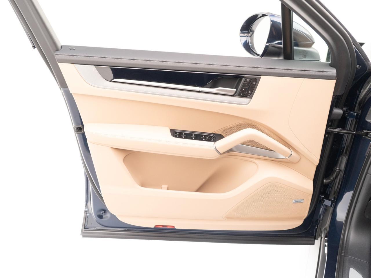 2026 Porsche Cayenne Pompano Beach FL