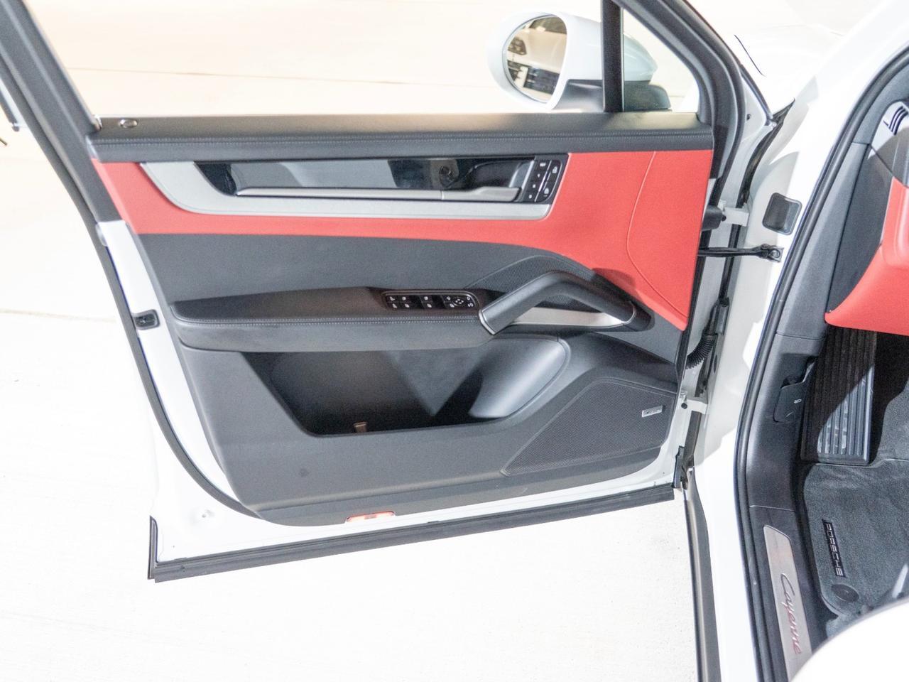 2026 Porsche Cayenne Pompano Beach FL