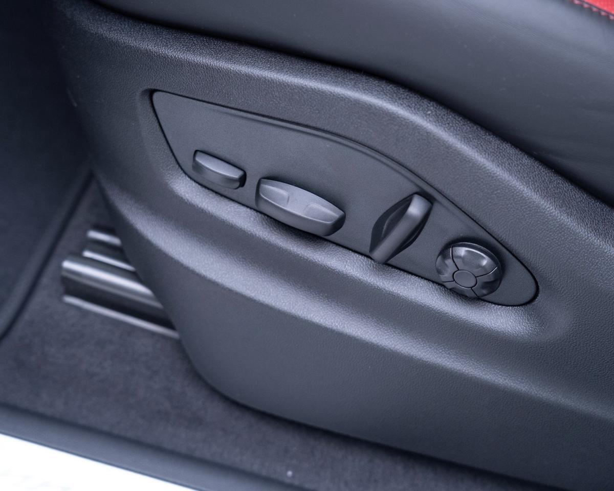 2026 Porsche Cayenne Pompano Beach FL