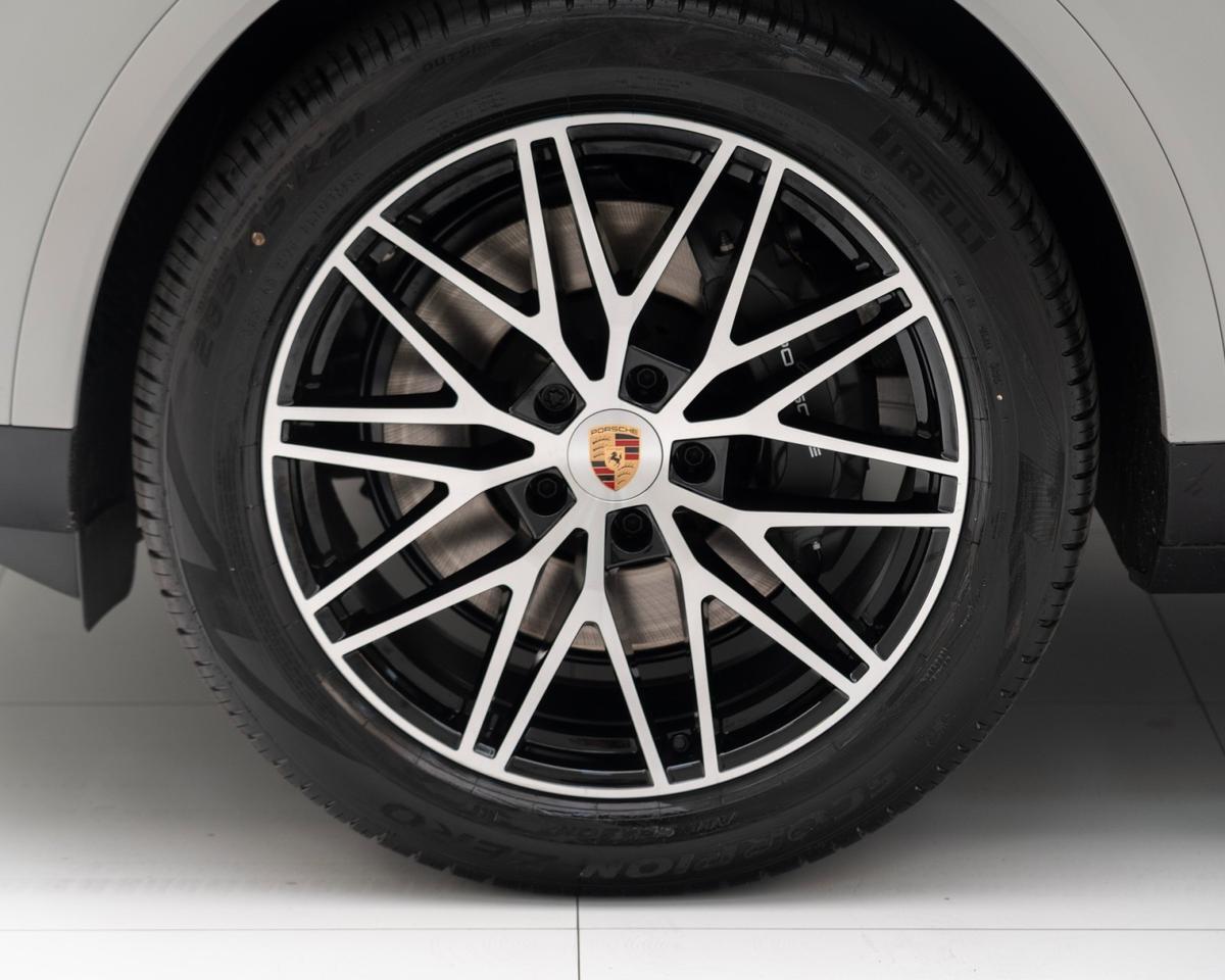 2026 Porsche Cayenne Pompano Beach FL