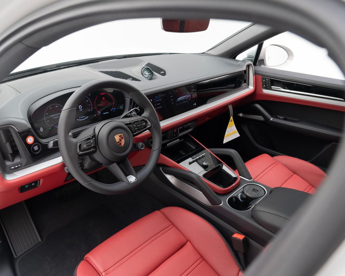 2026 Porsche Cayenne Pompano Beach FL