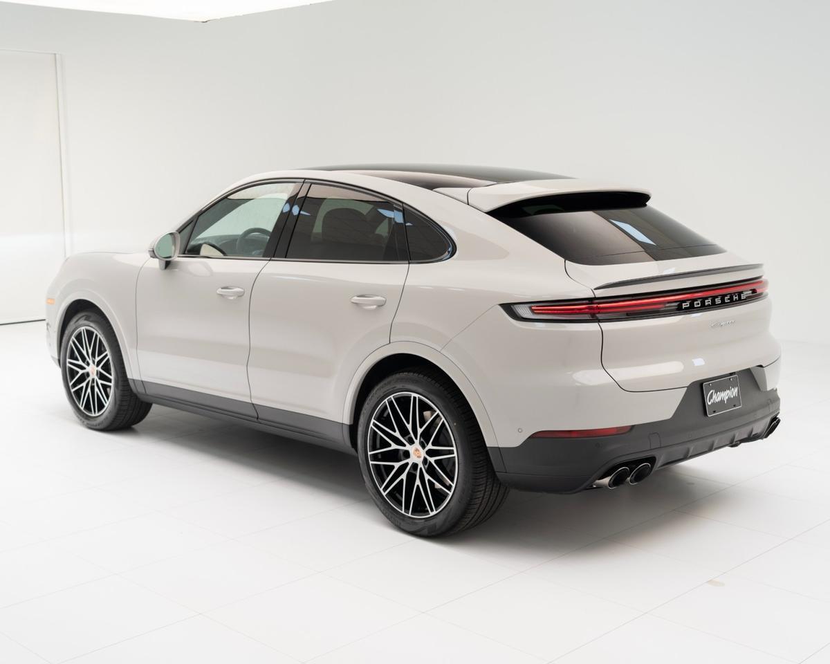 2026 Porsche Cayenne Pompano Beach FL