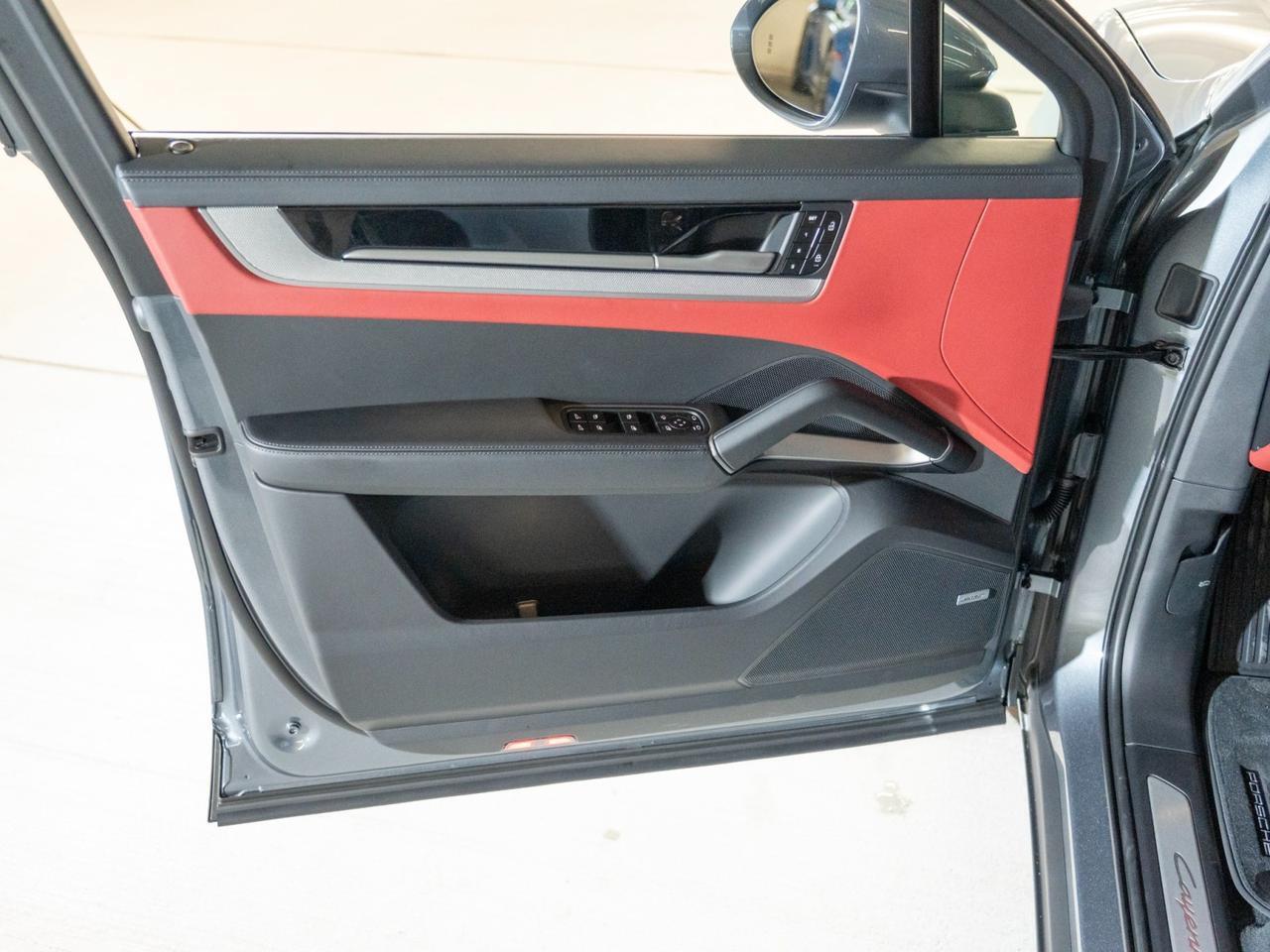2026 Porsche Cayenne Pompano Beach FL
