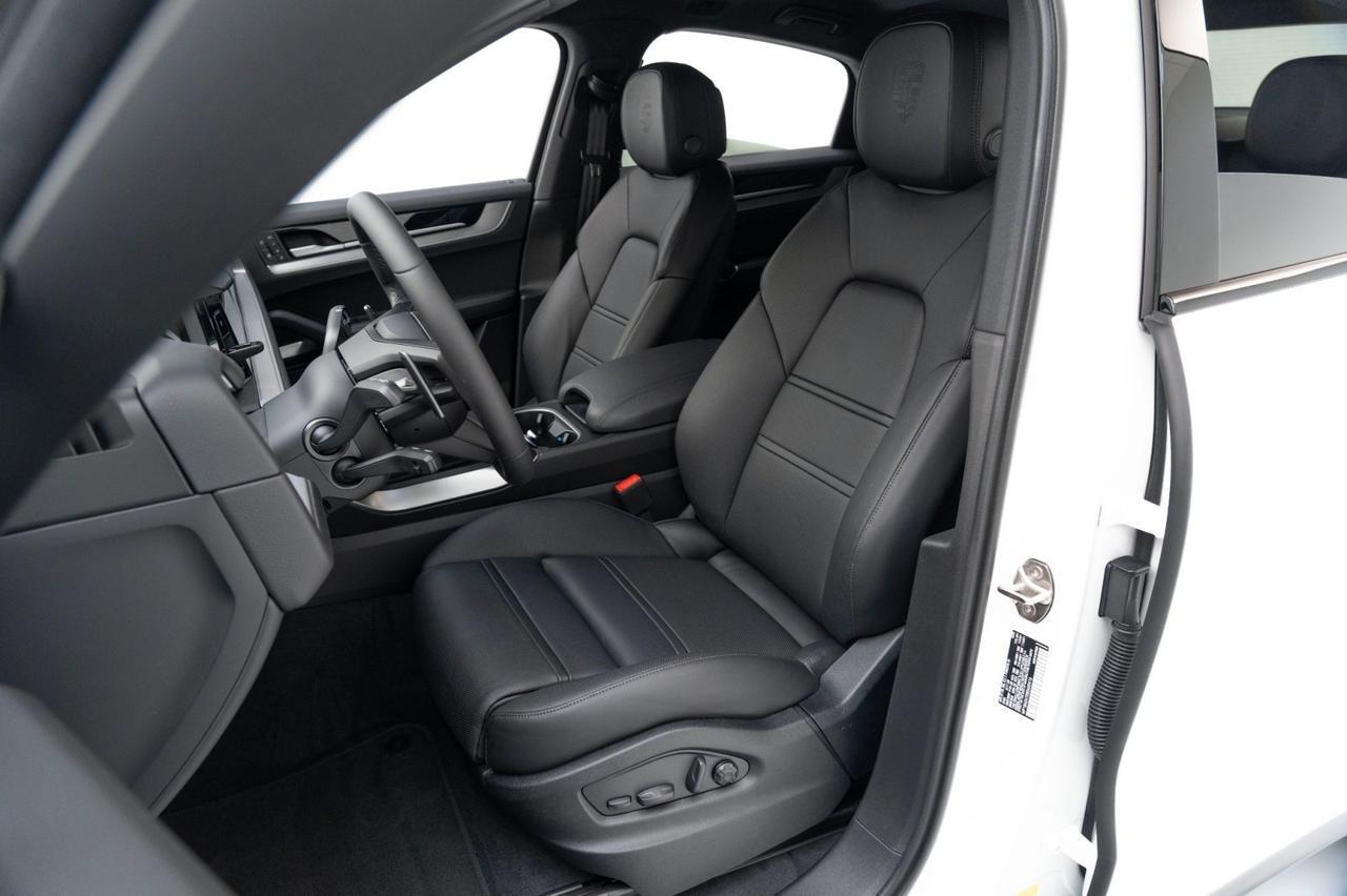 2026 Porsche Cayenne Pompano Beach FL