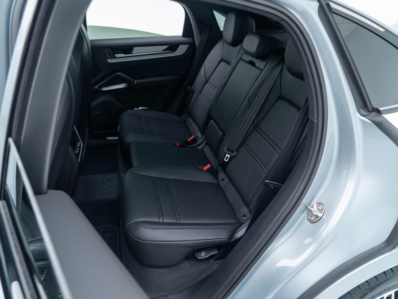 2026 Porsche Cayenne Pompano Beach FL