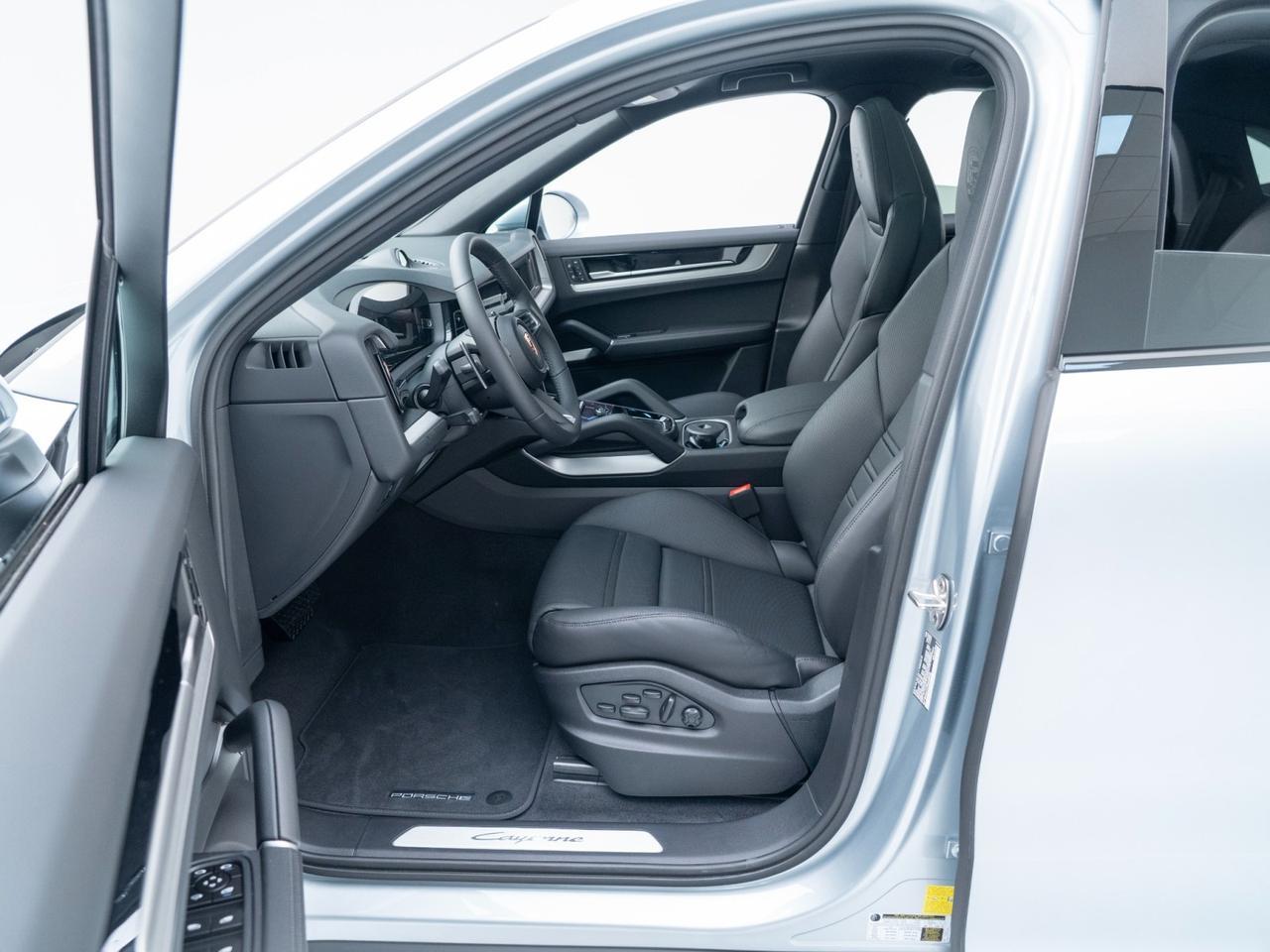 2026 Porsche Cayenne Pompano Beach FL