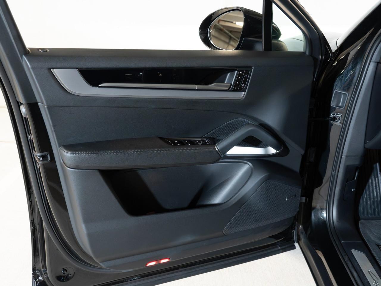2026 Porsche Cayenne Pompano Beach FL