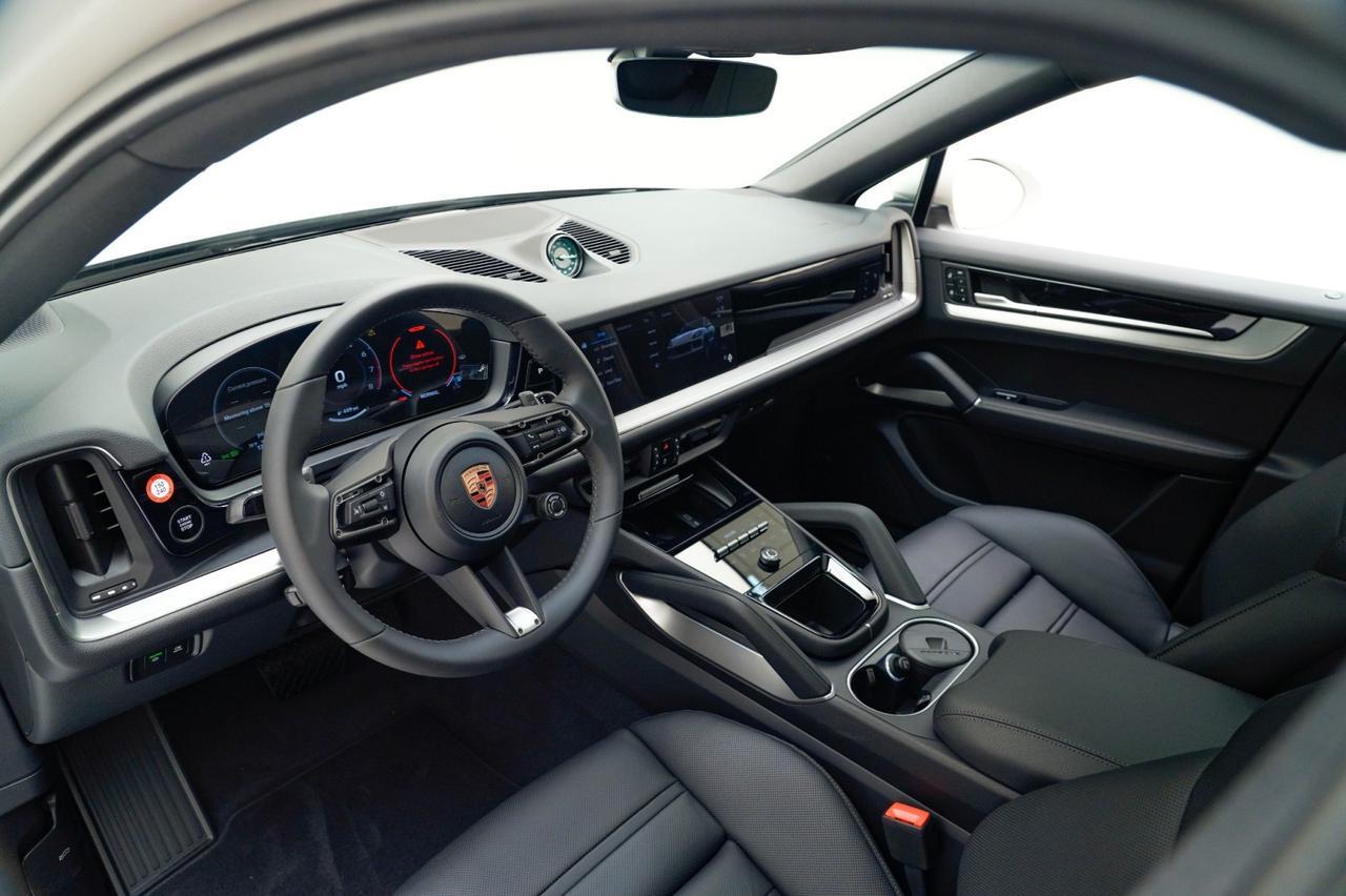 2026 Porsche Cayenne Pompano Beach FL