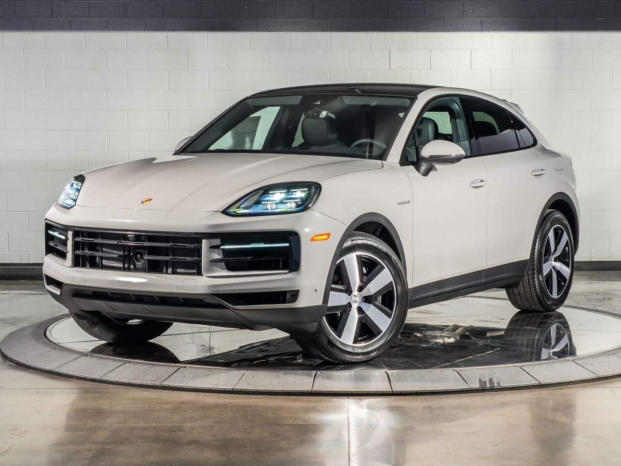 2026 Porsche Cayenne Coupe E-Hybrid