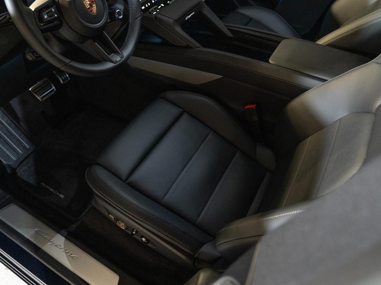 2026 Porsche Cayenne Coupe Electric Pompano Beach FL