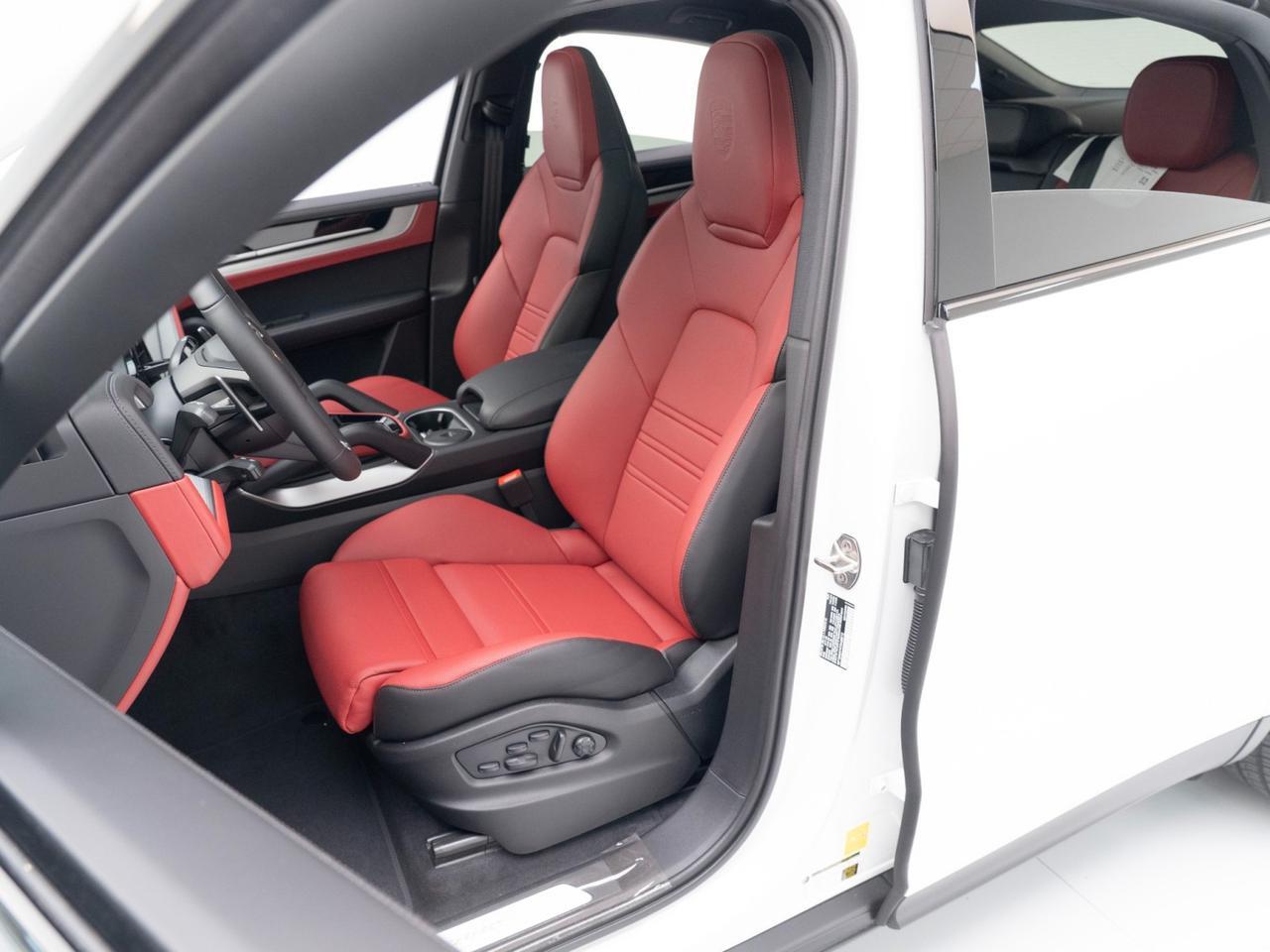 2026 Porsche Cayenne Coupe Pompano Beach FL