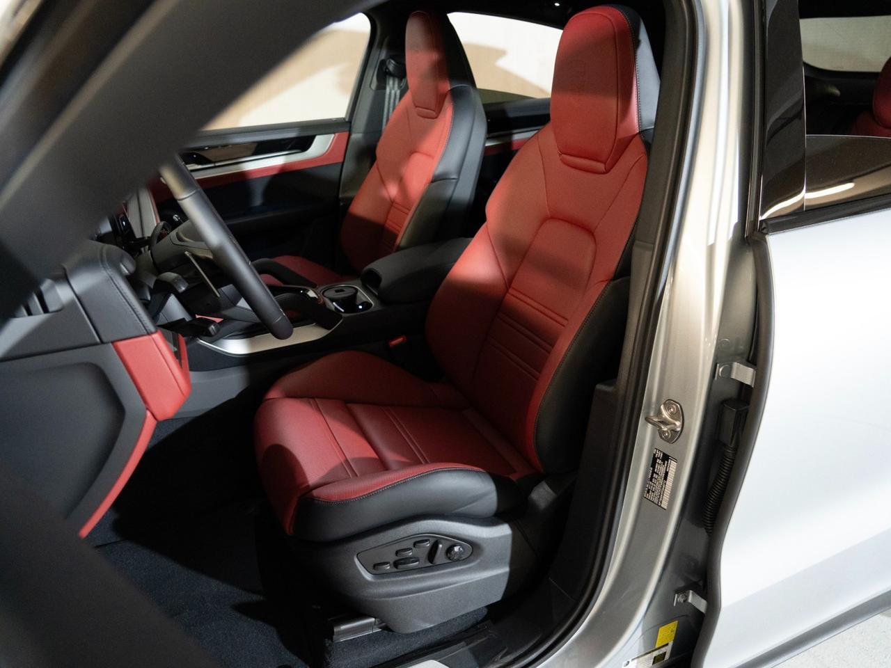 2026 Porsche Cayenne Coupe Pompano Beach FL