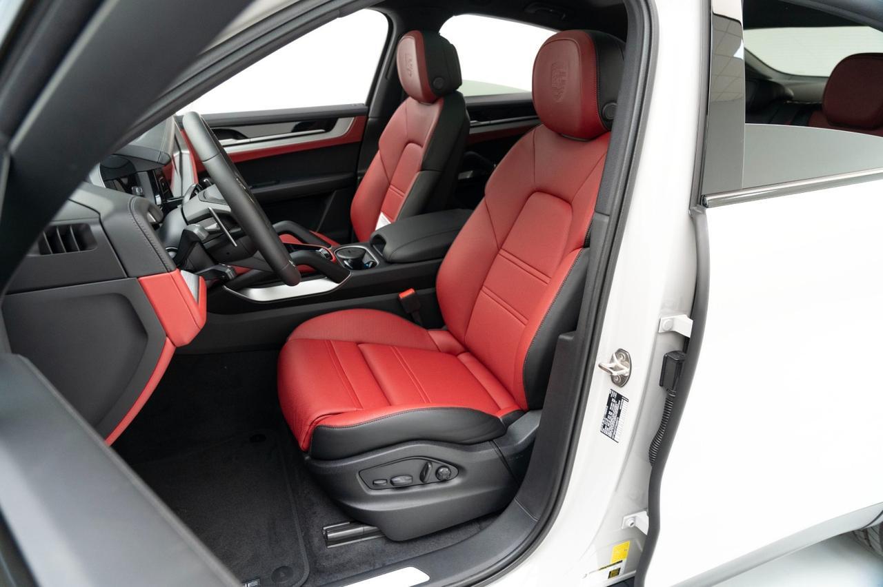2026 Porsche Cayenne Coupe Pompano Beach FL