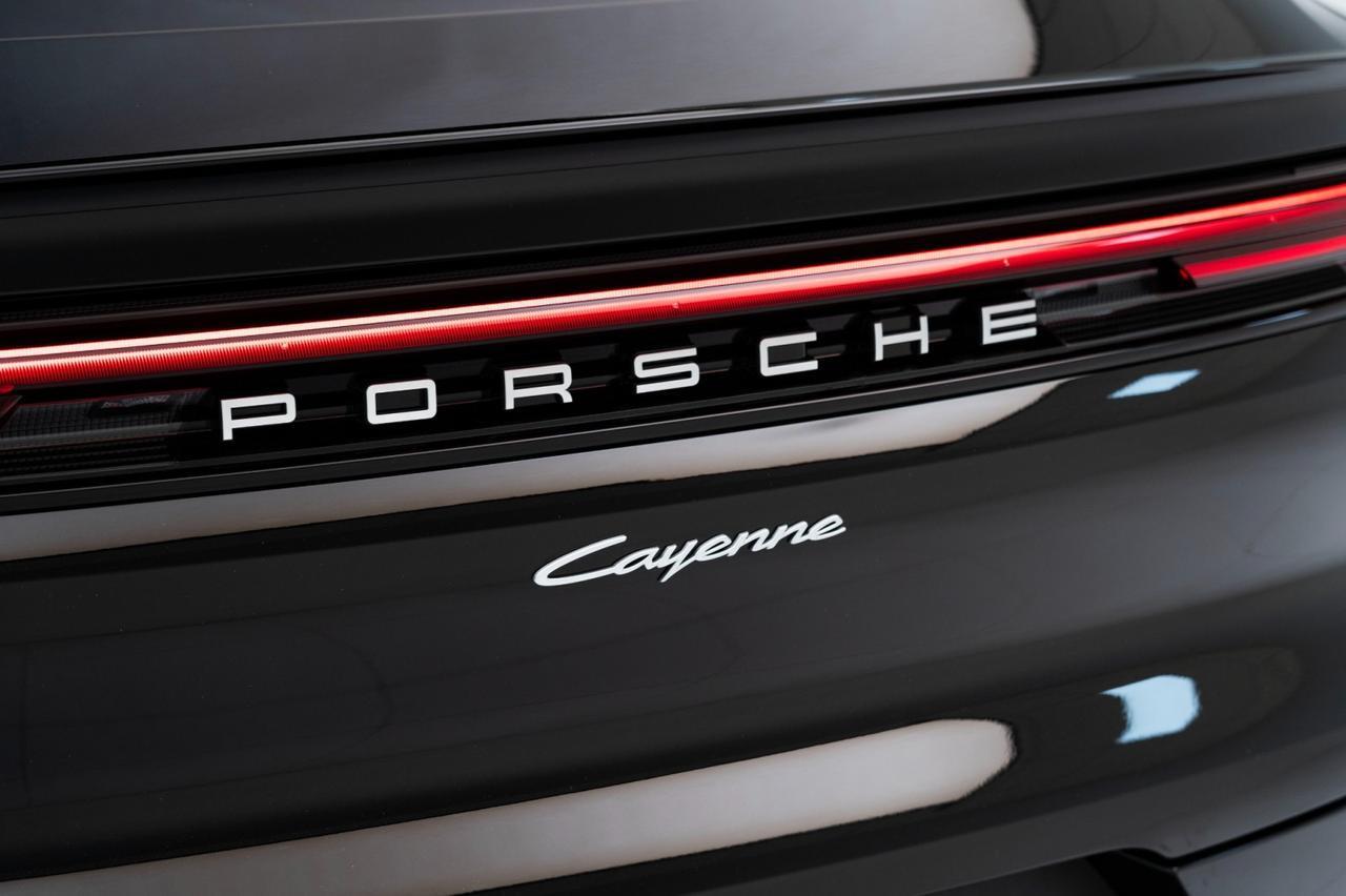 2026 Porsche Cayenne Coupe Pompano Beach FL