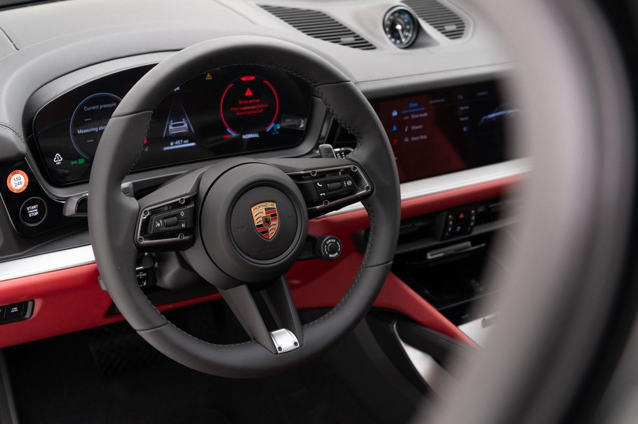 2026 Porsche Cayenne Coupe Pompano Beach FL