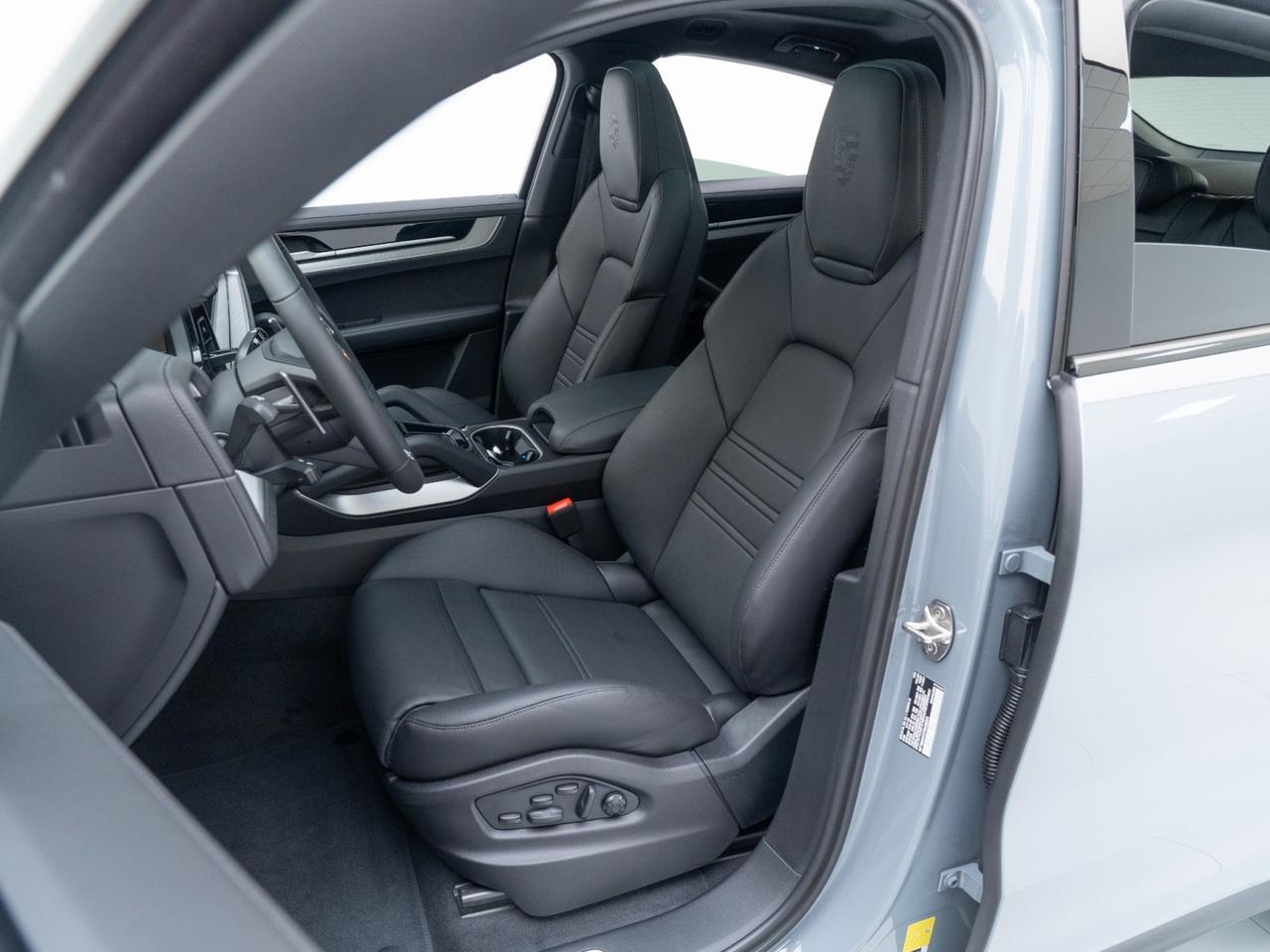 2026 Porsche Cayenne Coupe Pompano Beach FL