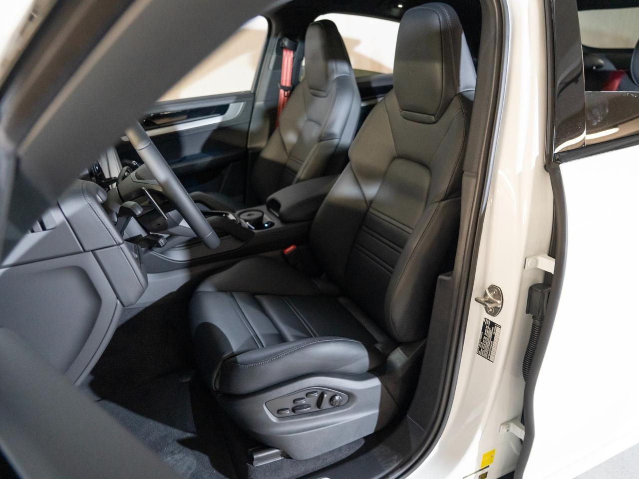 2026 Porsche Cayenne Coupe Pompano Beach FL