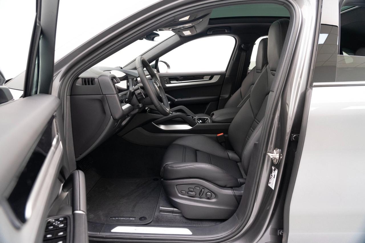 2026 Porsche Cayenne Coupe Pompano Beach FL