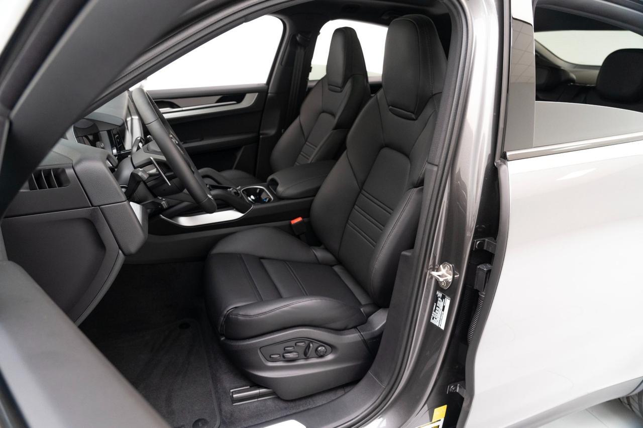 2026 Porsche Cayenne Coupe Pompano Beach FL