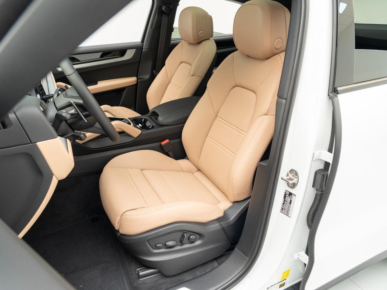 2026 Porsche Cayenne Coupe Pompano Beach FL