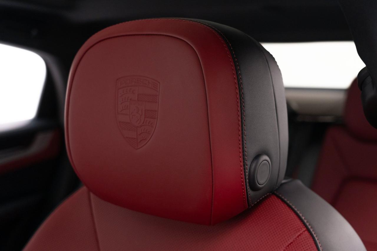 2026 Porsche Cayenne Coupe Pompano Beach FL