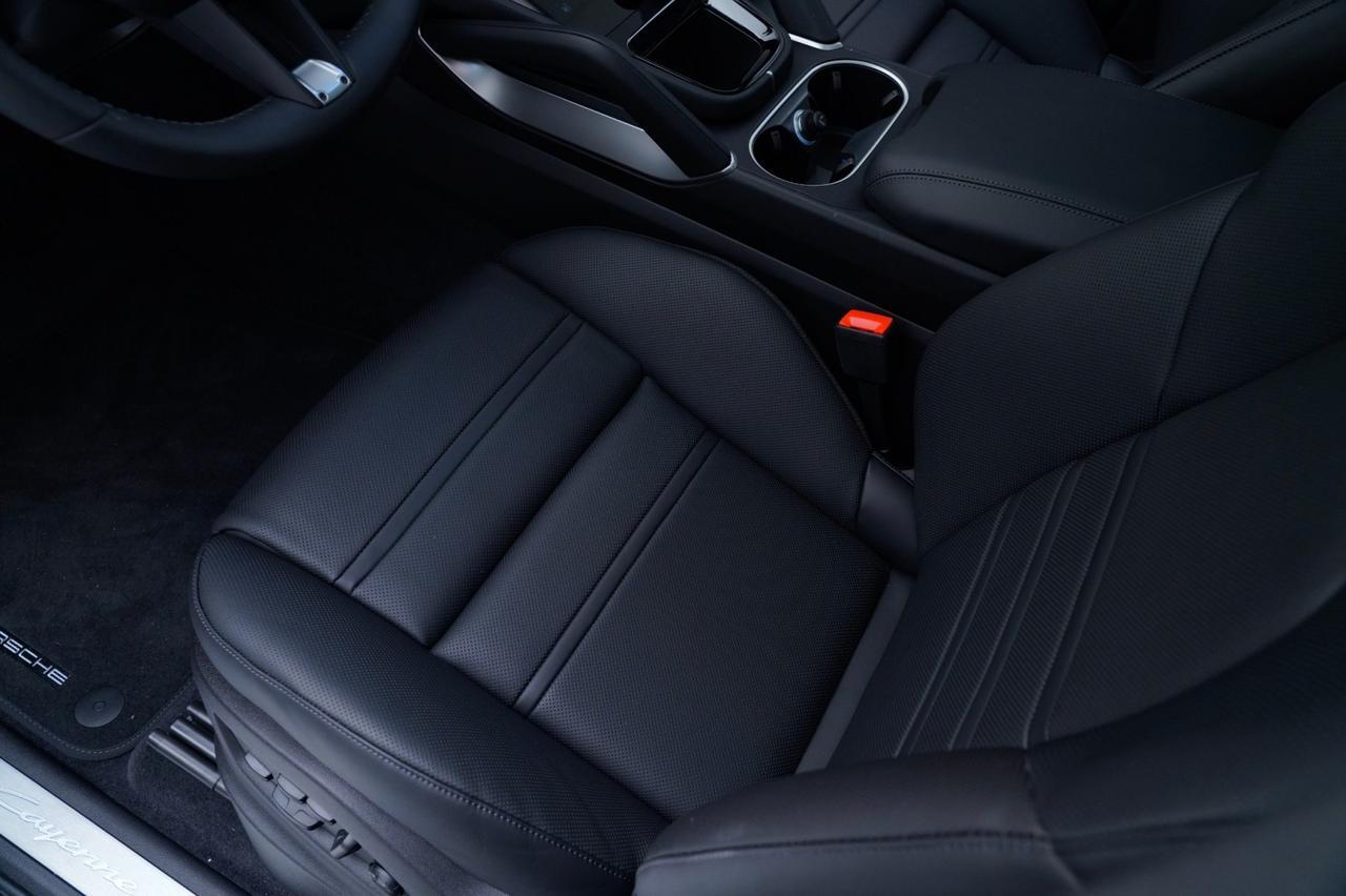 2026 Porsche Cayenne Coupe Pompano Beach FL