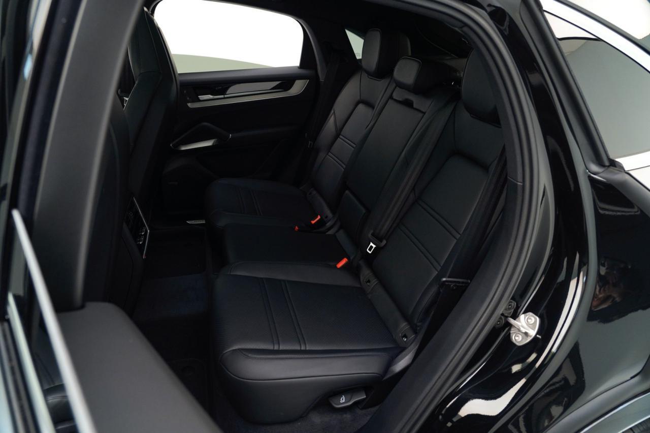 2026 Porsche Cayenne Coupe Pompano Beach FL