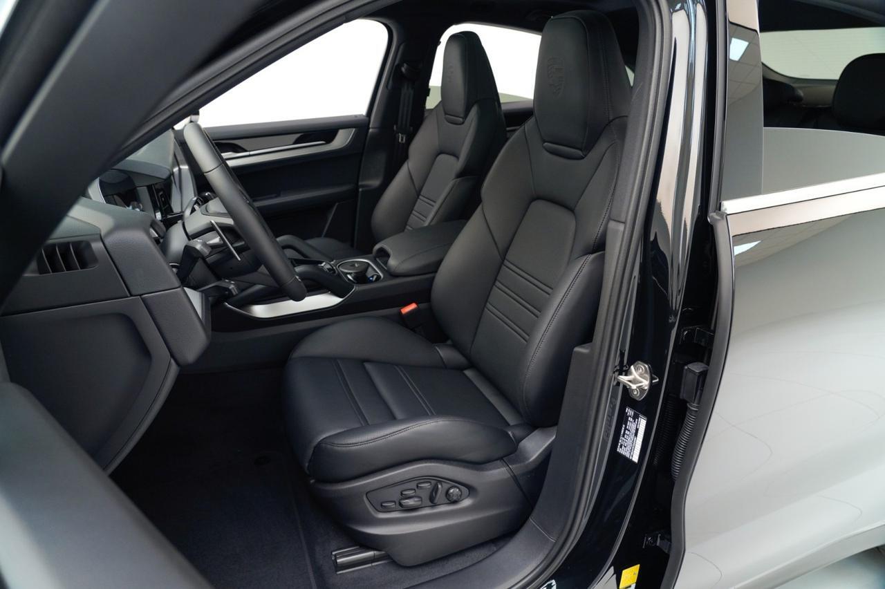 2026 Porsche Cayenne Coupe Pompano Beach FL