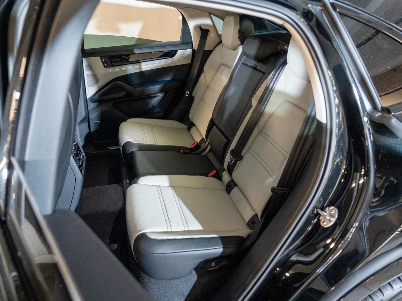 2026 Porsche Cayenne Coupe Pompano Beach FL