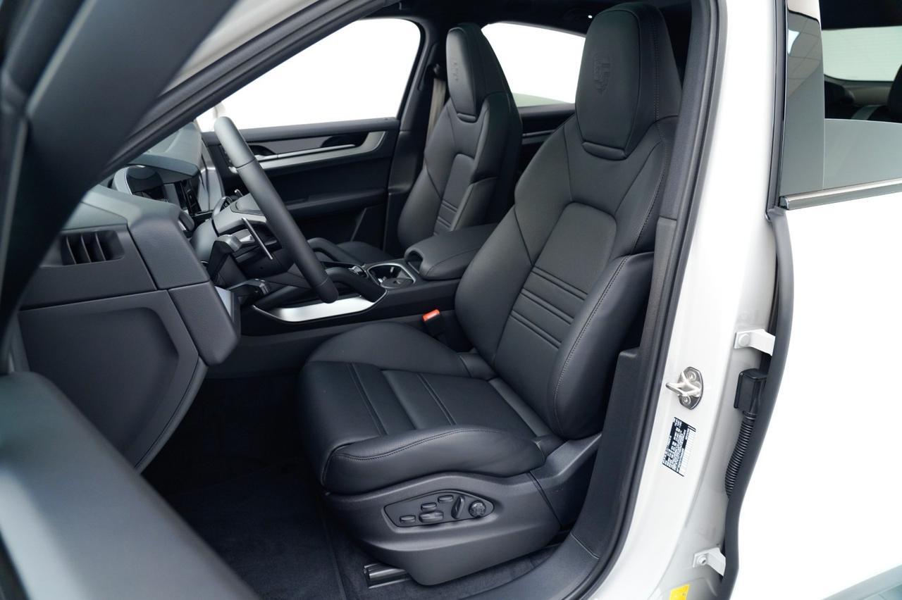 2026 Porsche Cayenne Coupe Pompano Beach FL