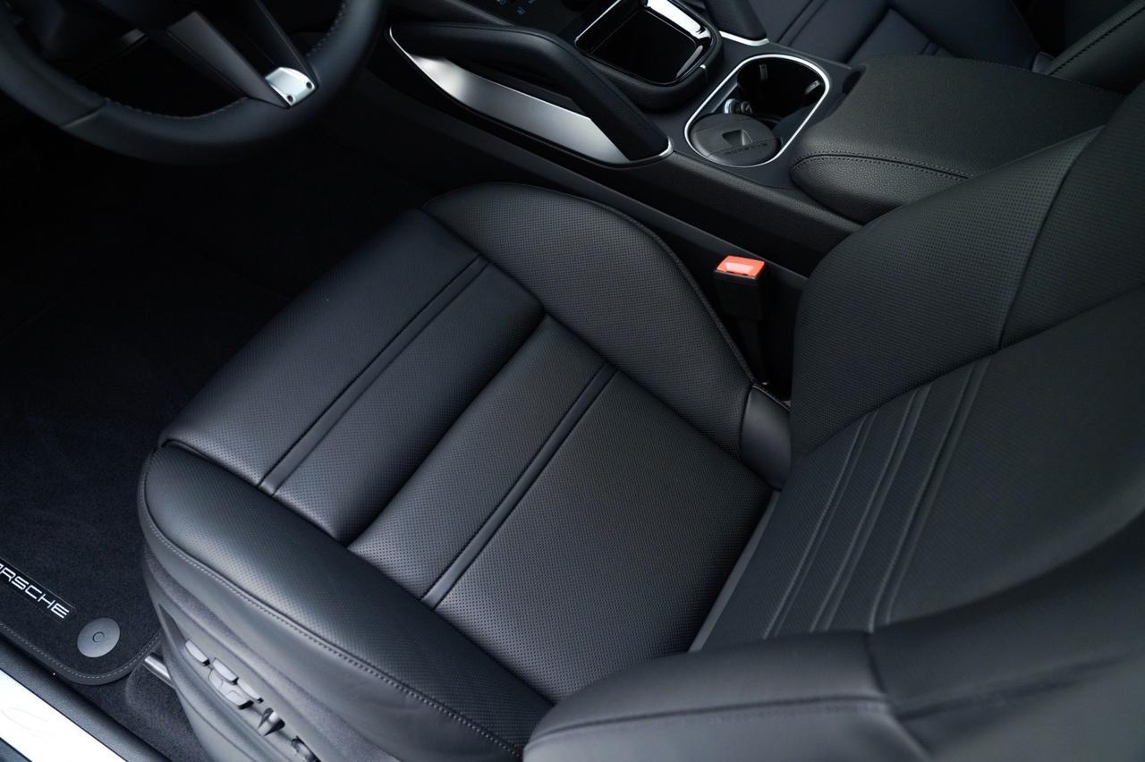 2026 Porsche Cayenne Coupe Pompano Beach FL