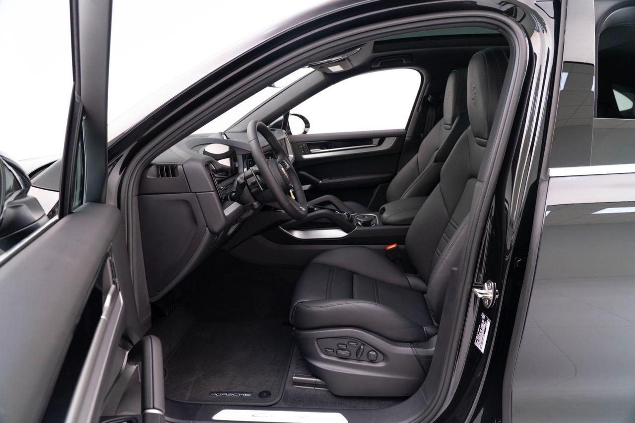 2026 Porsche Cayenne Coupe Pompano Beach FL