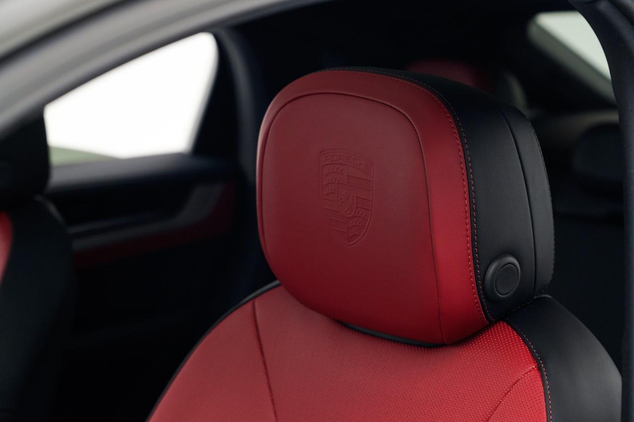 2026 Porsche Cayenne Coupe Pompano Beach FL